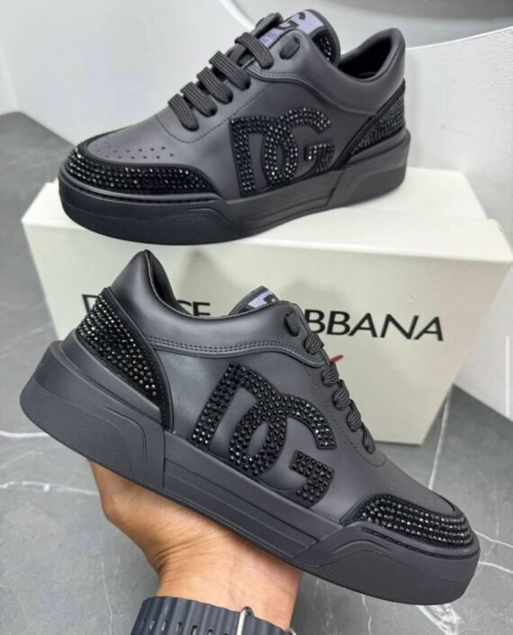 Buy trendy type and explore the best online store for clothes and shoes