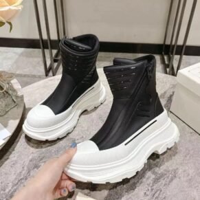 Buy trendy type in Ghana and Best online store for clothes and shoes in Ghana