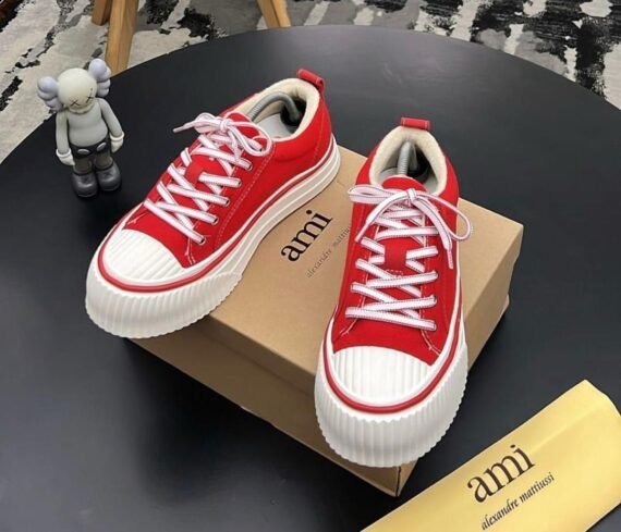 Buy trendy type in Nigeria and Best online store for clothes and shoes in Nigeria