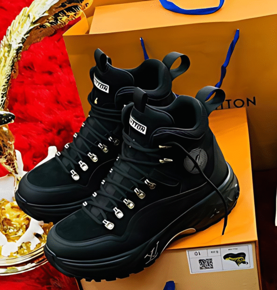 Louis Vuitton G656 HI-Top Black Ankle Boots