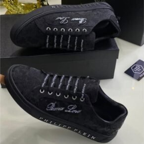 Buy trendy type and Best online store for clothes and shoes