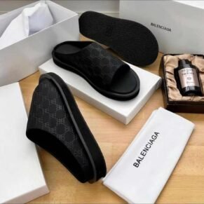 Buy trendy type of shoes