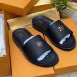 Buy trendy type of shoes