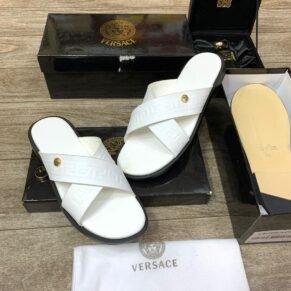 Buy trendy type Versace sandals and the best online store for clothes and shoes.