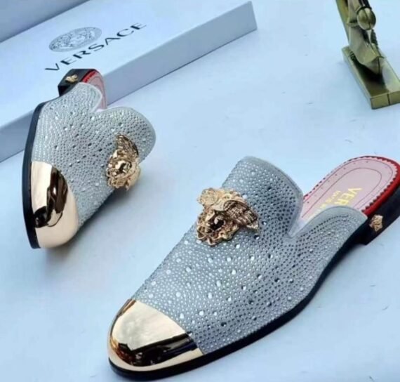 Buy trendy type Versace shoes and the best online store for clothes and shoes.
